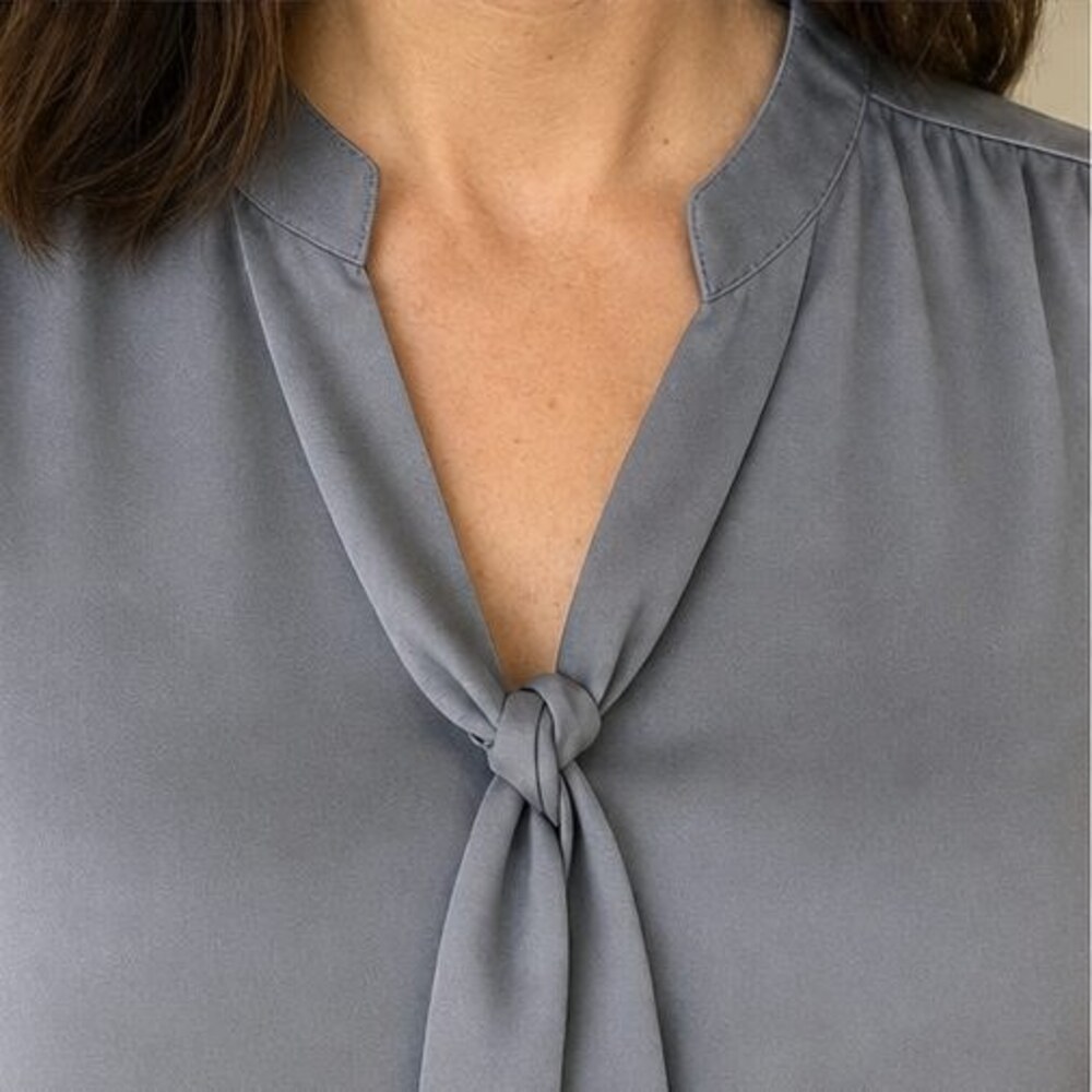 Gray Pleated Blouse - Picture 4 of 6